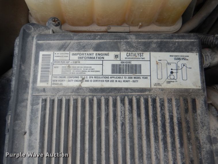 image for item DE3988 2000 GMC Sierra 2500 SLE pickup truck