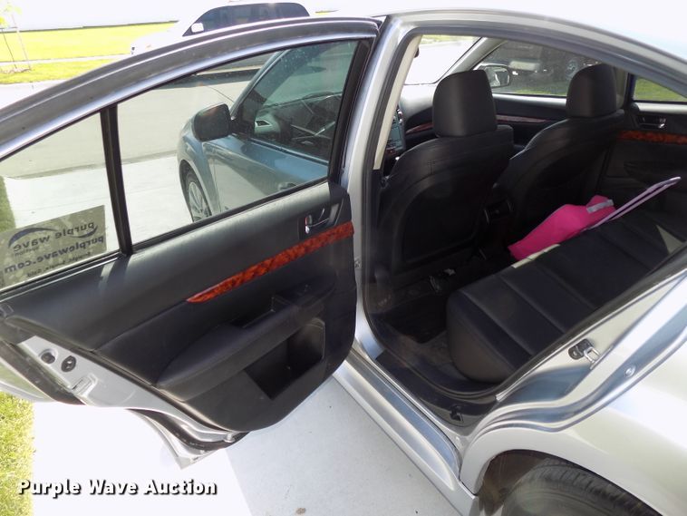 image for item DE7727 2012 Subaru Legacy