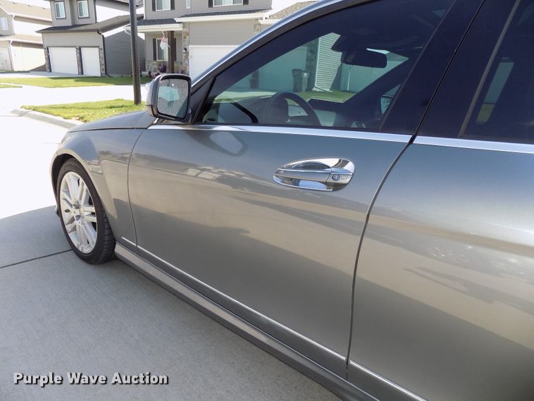 image for item DE7728 2009 Mercedes Benz C300