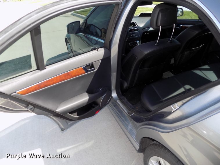 image for item DE7728 2009 Mercedes Benz C300