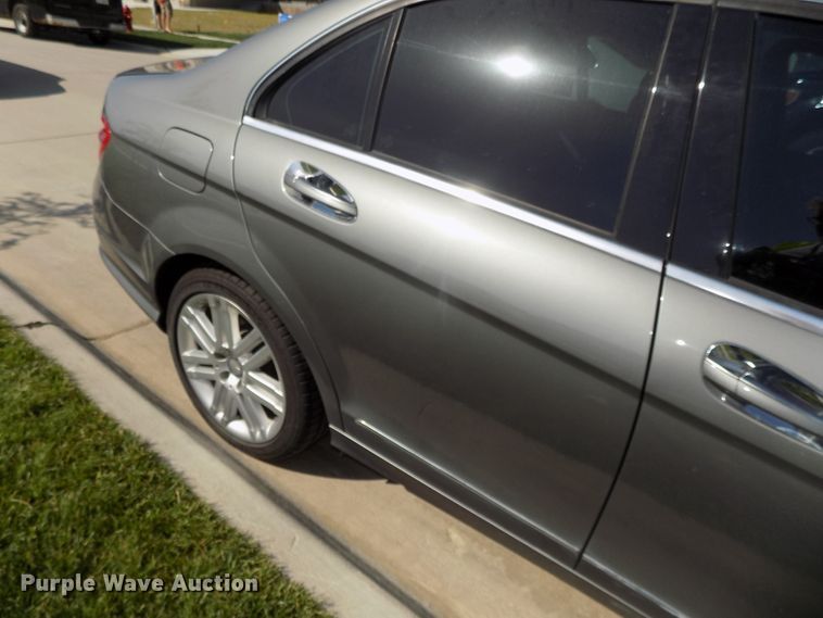 image for item DE7728 2009 Mercedes Benz C300