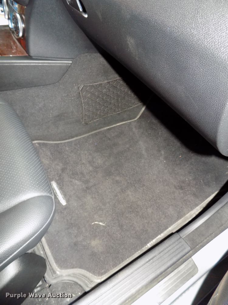 image for item DE7728 2009 Mercedes Benz C300