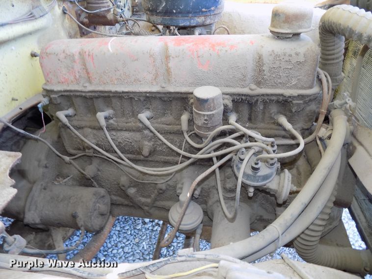 image for item DE7732 1961 Ford F250 Custom Cab pickup truck