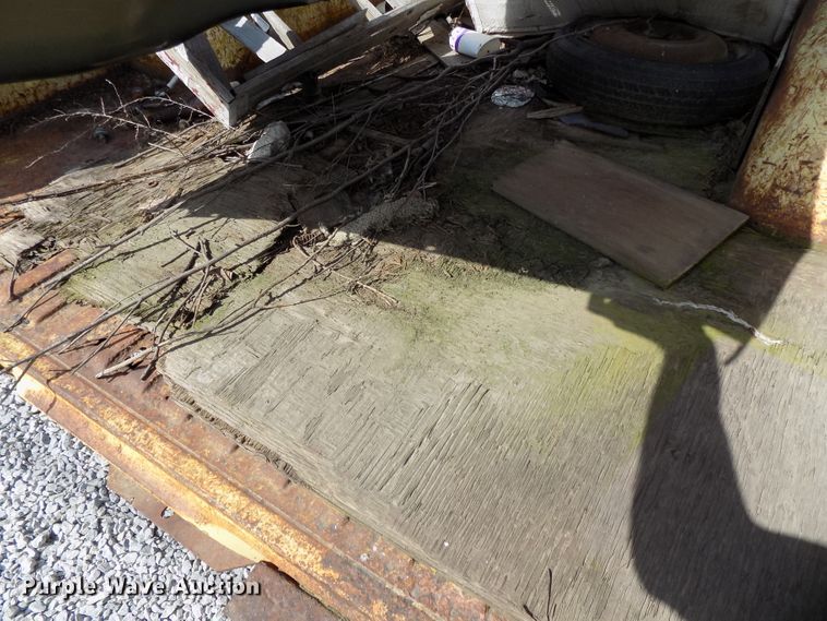 image for item DE7732 1961 Ford F250 Custom Cab pickup truck