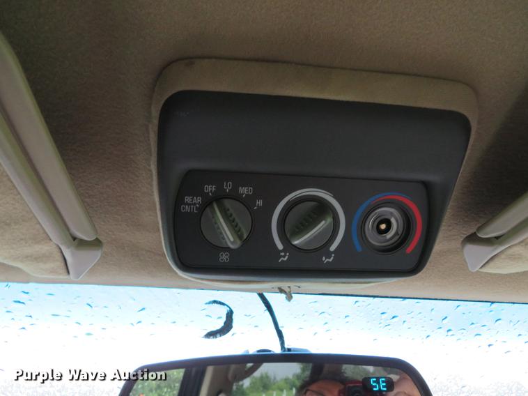 image for item DE8142 1997 Chevrolet Suburban K2500 LS SUV