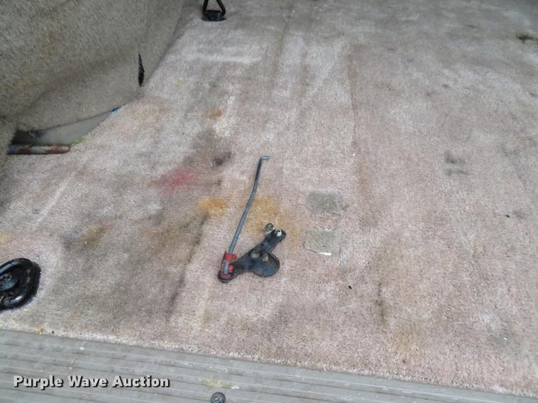 image for item DE8142 1997 Chevrolet Suburban K2500 LS SUV