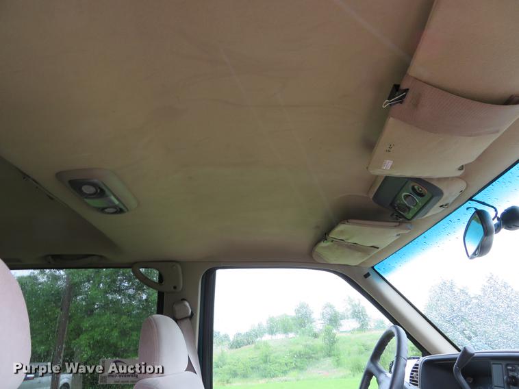 image for item DE8142 1997 Chevrolet Suburban K2500 LS SUV