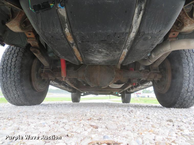 image for item DE8142 1997 Chevrolet Suburban K2500 LS SUV