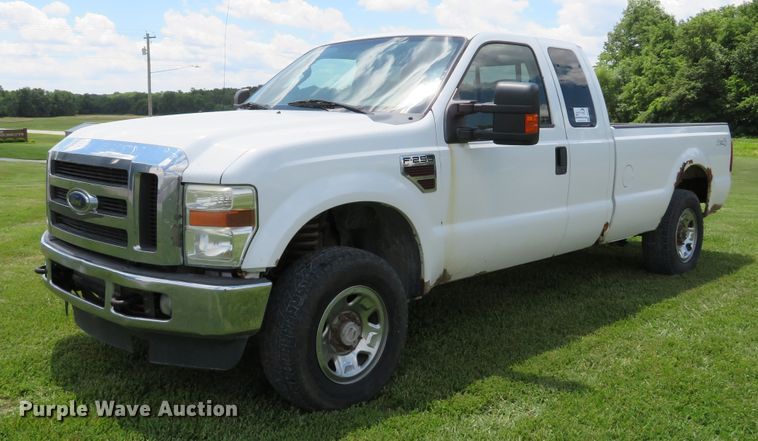 image for item DE8145 2008 Ford F250 Super Duty XLT SuperCab pickup truck
