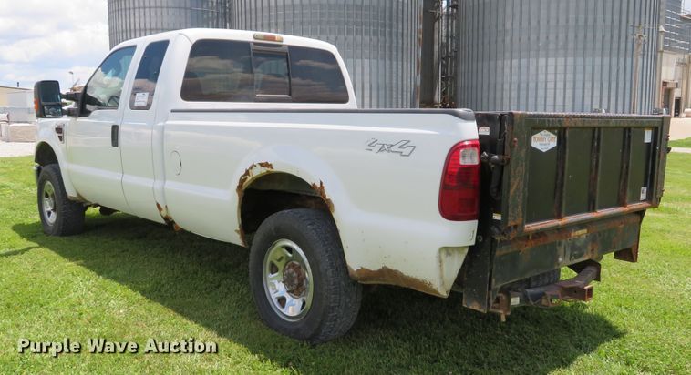 image for item DE8145 2008 Ford F250 Super Duty XLT SuperCab pickup truck