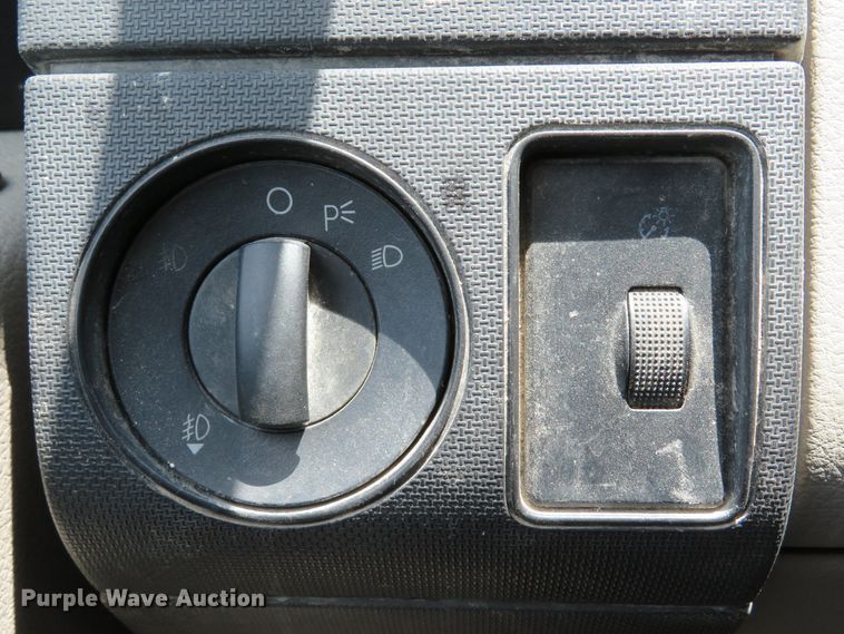 image for item DE8145 2008 Ford F250 Super Duty XLT SuperCab pickup truck