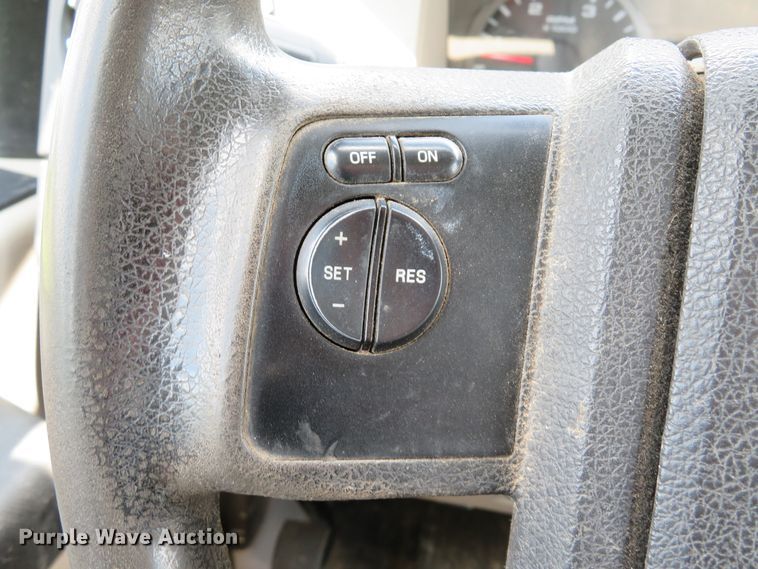 image for item DE8145 2008 Ford F250 Super Duty XLT SuperCab pickup truck