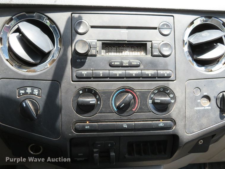 image for item DE8145 2008 Ford F250 Super Duty XLT SuperCab pickup truck