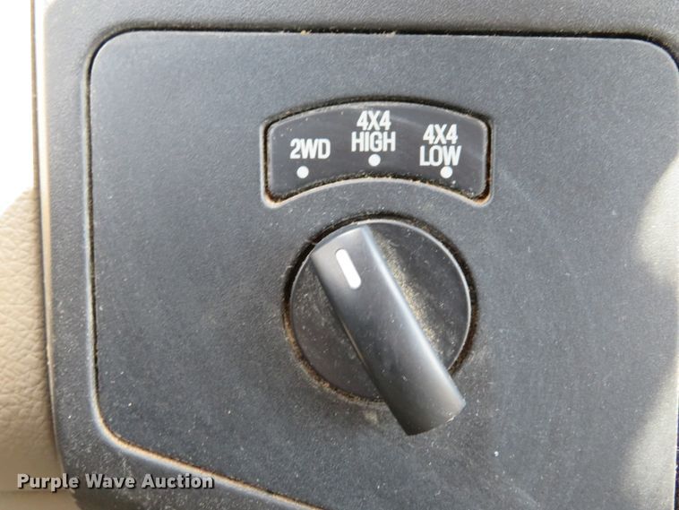 image for item DE8145 2008 Ford F250 Super Duty XLT SuperCab pickup truck