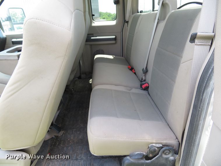 image for item DE8145 2008 Ford F250 Super Duty XLT SuperCab pickup truck