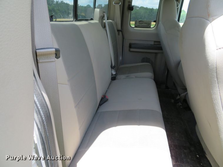 image for item DE8145 2008 Ford F250 Super Duty XLT SuperCab pickup truck