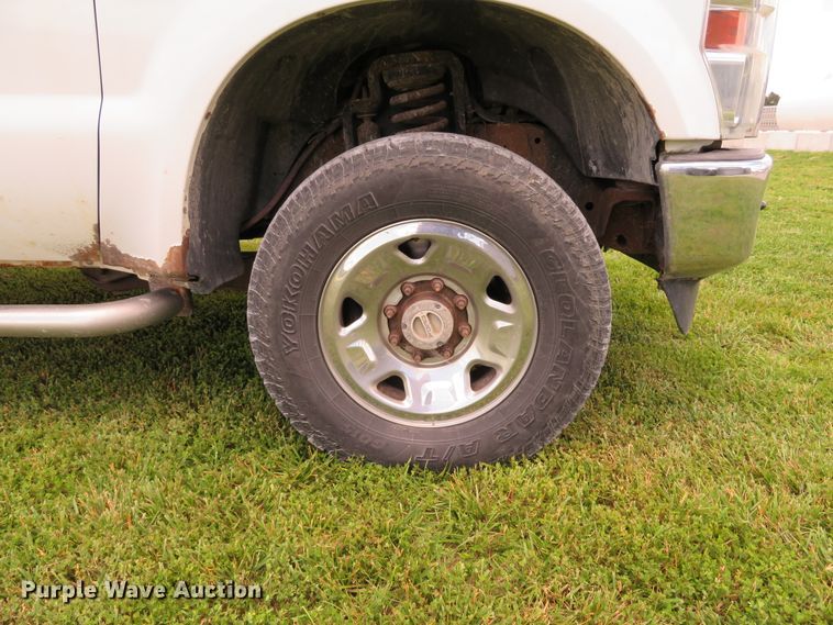 image for item DE8145 2008 Ford F250 Super Duty XLT SuperCab pickup truck