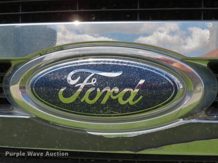 image for item DE8145 2008 Ford F250 Super Duty XLT SuperCab pickup truck