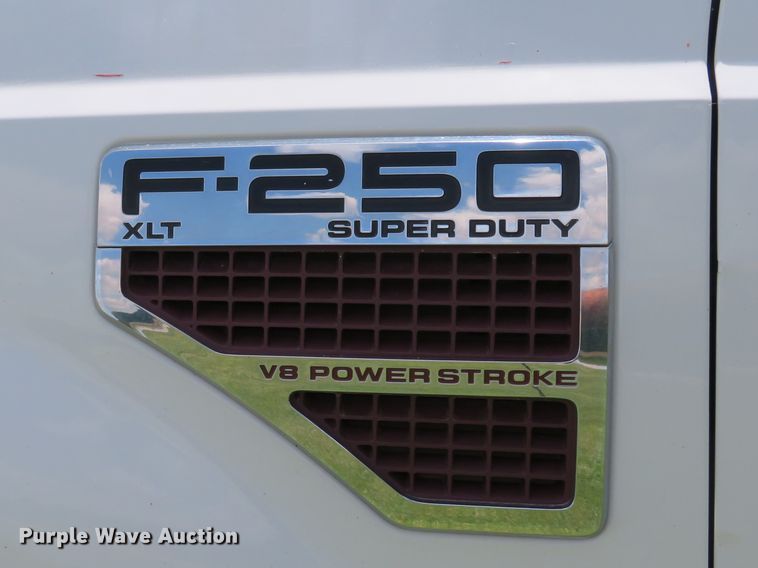 image for item DE8145 2008 Ford F250 Super Duty XLT SuperCab pickup truck