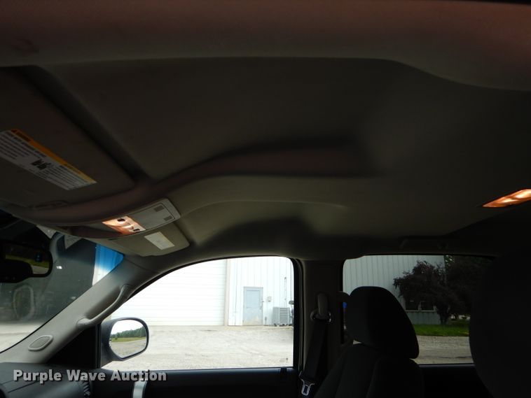 image for item DE8463 2008 Chevrolet Silverado 1500 Crew Cab pickup truck