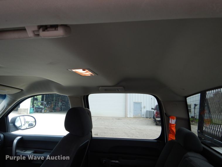 image for item DE8463 2008 Chevrolet Silverado 1500 Crew Cab pickup truck