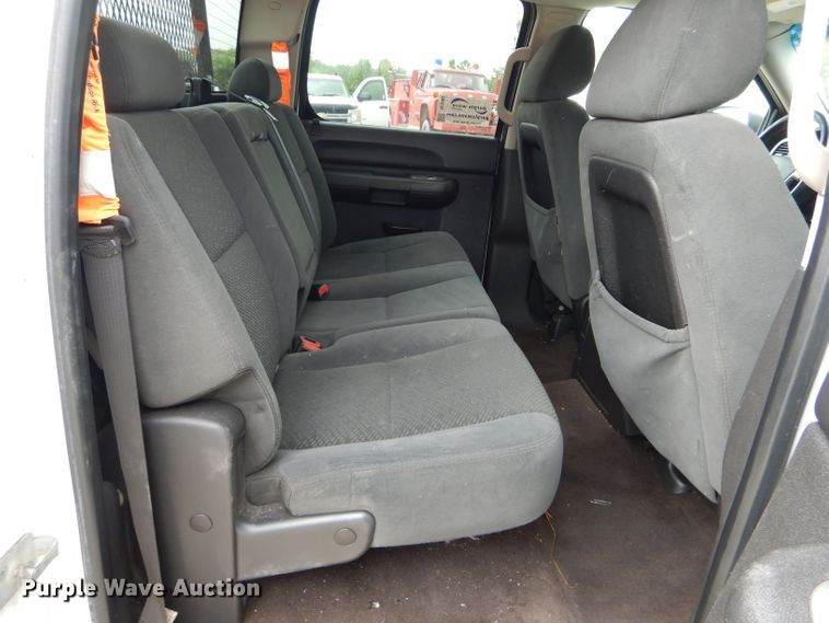 image for item DE8463 2008 Chevrolet Silverado 1500 Crew Cab pickup truck