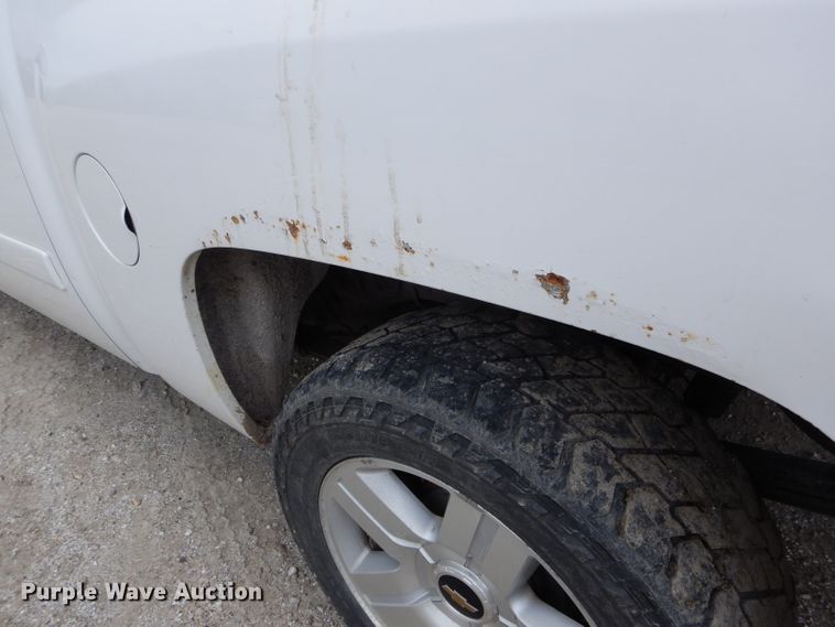 image for item DE8463 2008 Chevrolet Silverado 1500 Crew Cab pickup truck