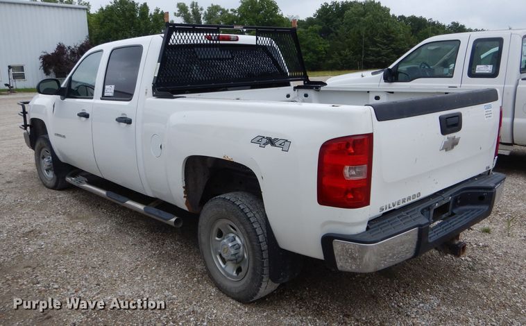image for item DE8465 2008 Chevrolet Silverado 2500HD Crew Cab pickup truck