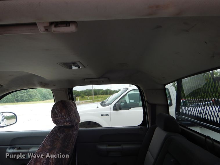 image for item DE8465 2008 Chevrolet Silverado 2500HD Crew Cab pickup truck