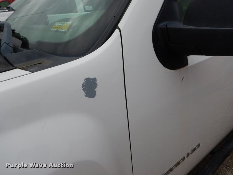 image for item DE8466 2008 Chevrolet Silverado 2500HD Crew Cab pickup truck