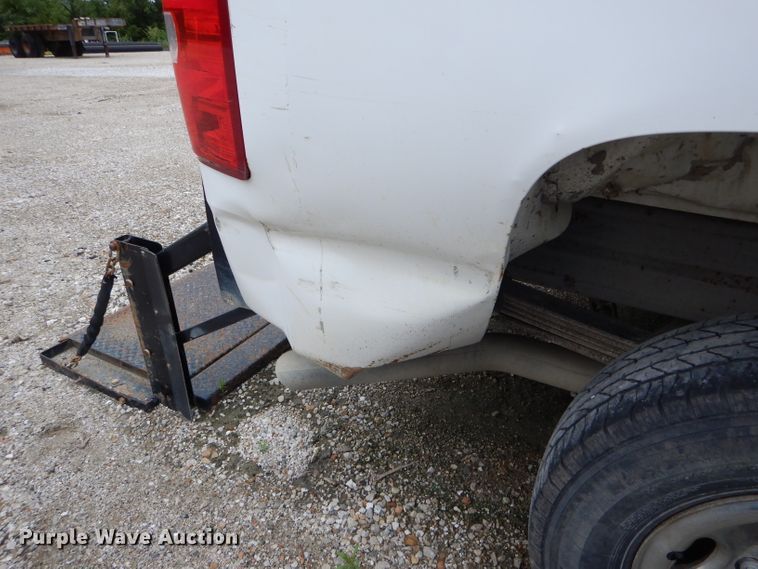 image for item DE8466 2008 Chevrolet Silverado 2500HD Crew Cab pickup truck