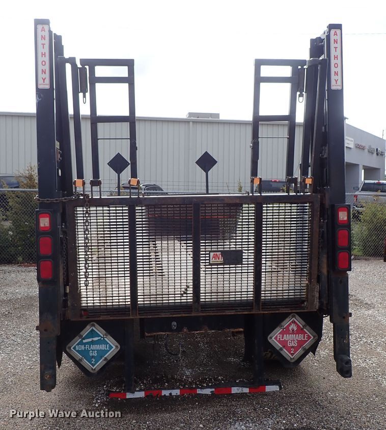 image for item DF1232 Gas cylinder pallet bed