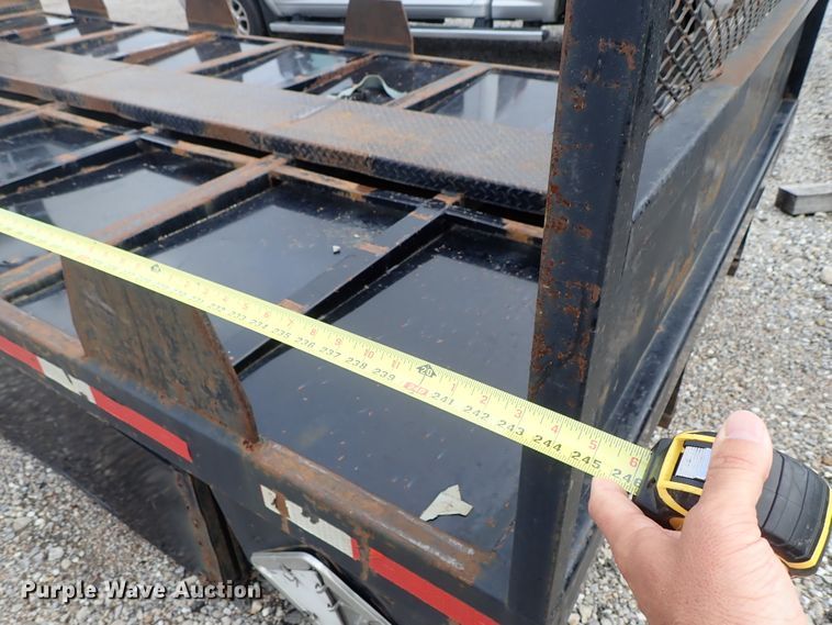 image for item DF1232 Gas cylinder pallet bed