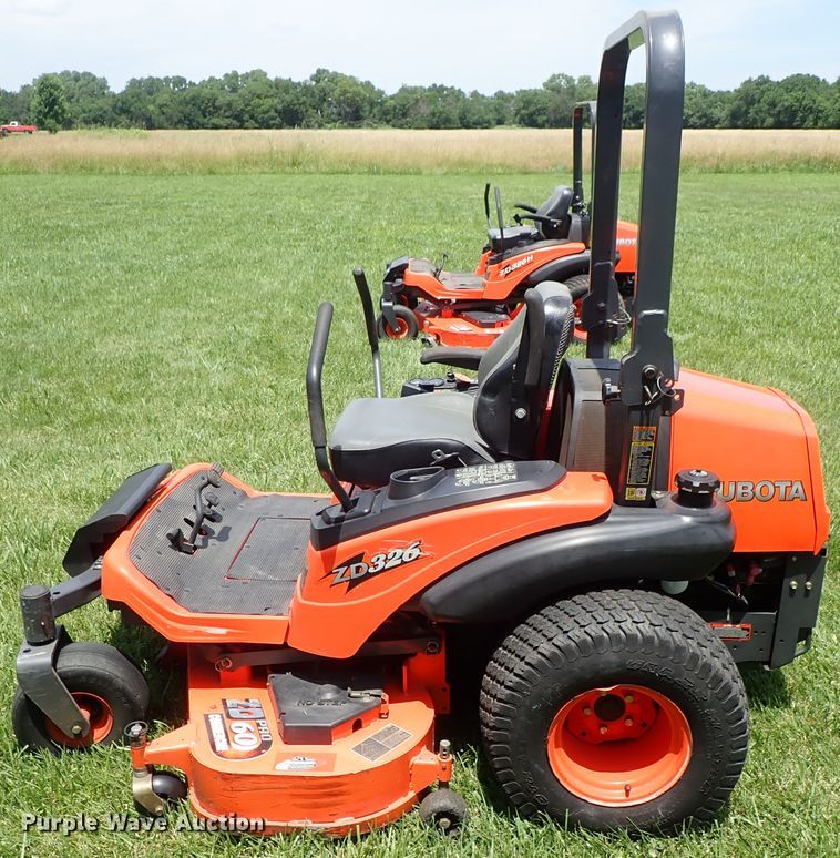 image for item DF1239 Kubota ZD326P ZTR lawn mower