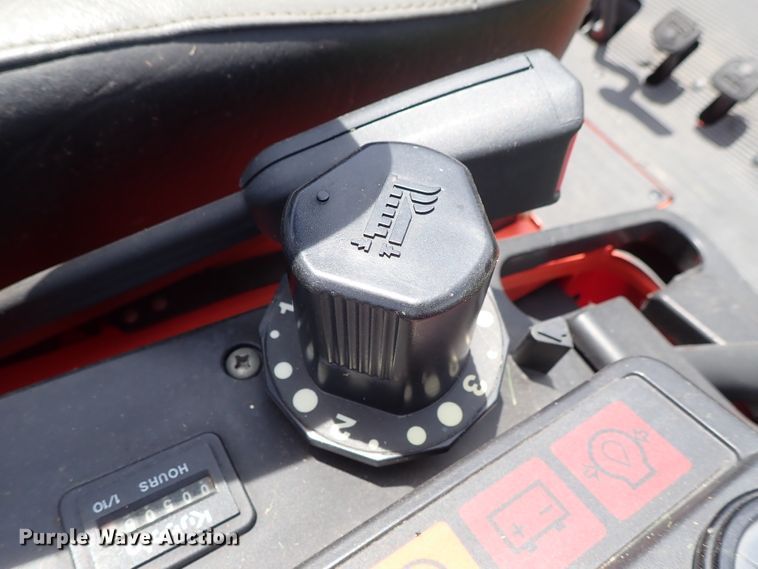 image for item DF1239 Kubota ZD326P ZTR lawn mower