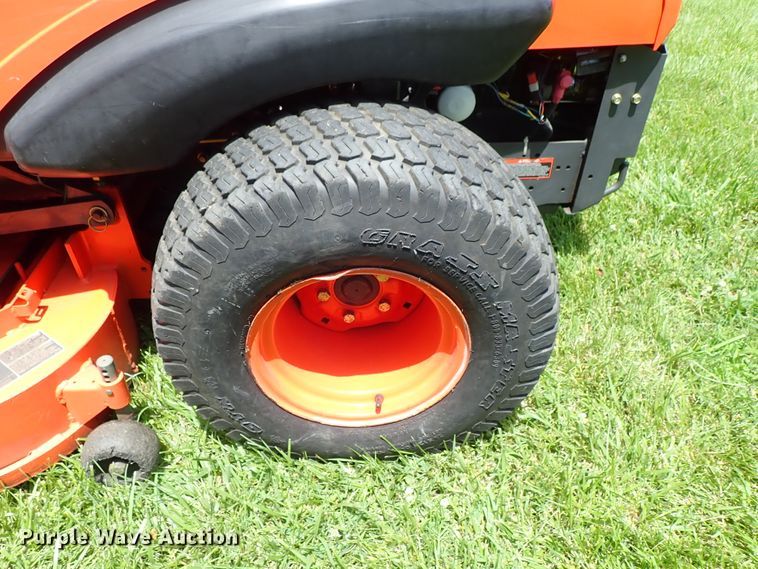 image for item DF1239 Kubota ZD326P ZTR lawn mower