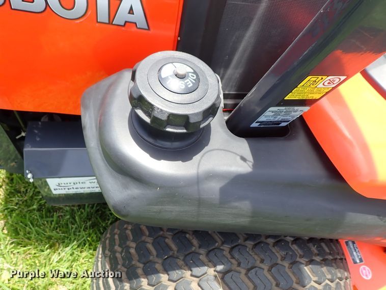 image for item DF1240 2015 Kubota ZD326HL ZTR lawn mower