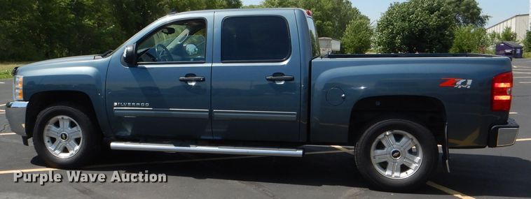 image for item DG1143 2012 Chevrolet Silverado 1500 Crew Cab pickup truck