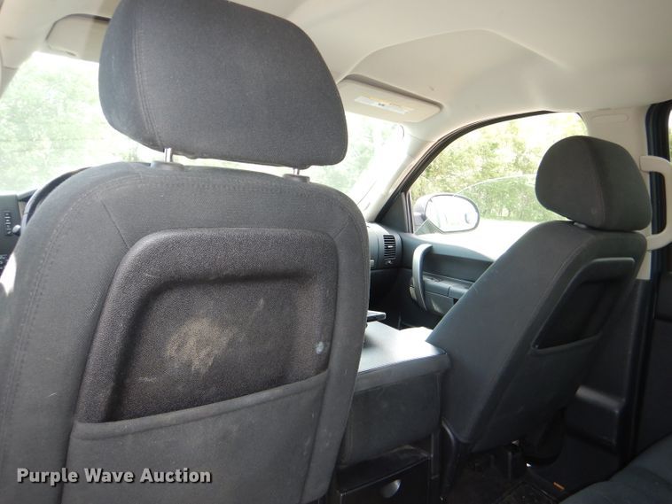 image for item DG1143 2012 Chevrolet Silverado 1500 Crew Cab pickup truck