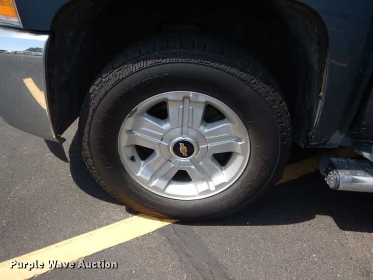 image for item DG1143 2012 Chevrolet Silverado 1500 Crew Cab pickup truck