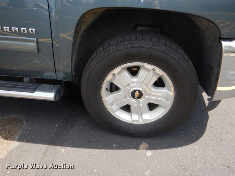 image for item DG1143 2012 Chevrolet Silverado 1500 Crew Cab pickup truck