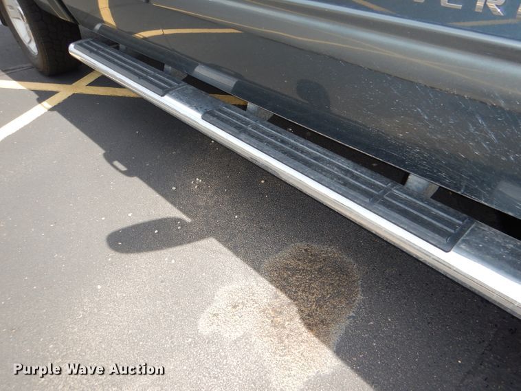 image for item DG1143 2012 Chevrolet Silverado 1500 Crew Cab pickup truck