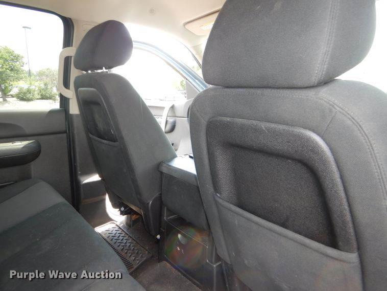 image for item DG1143 2012 Chevrolet Silverado 1500 Crew Cab pickup truck