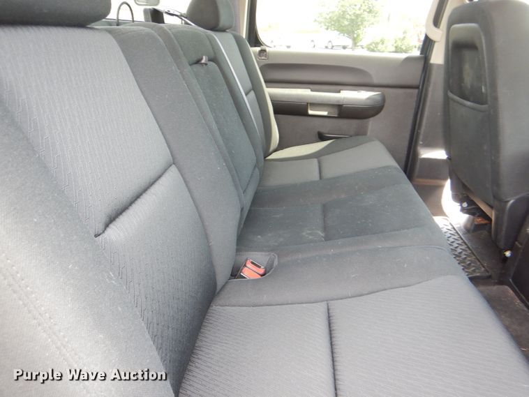 image for item DG1143 2012 Chevrolet Silverado 1500 Crew Cab pickup truck