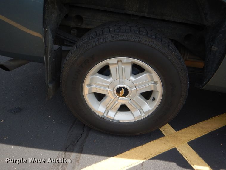 image for item DG1143 2012 Chevrolet Silverado 1500 Crew Cab pickup truck