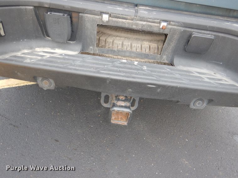 image for item DG1143 2012 Chevrolet Silverado 1500 Crew Cab pickup truck