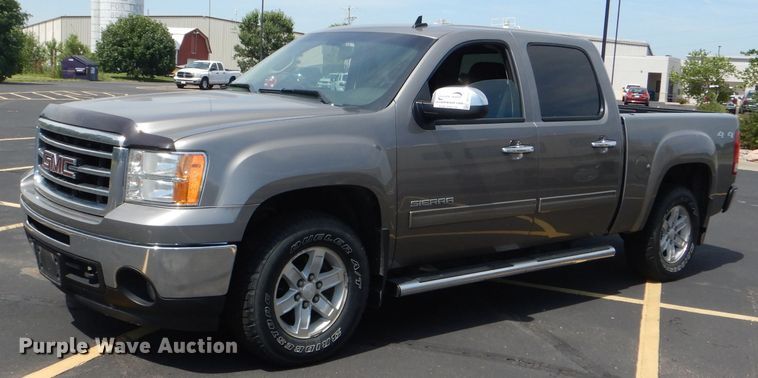 image for item DG1144 2012 GMC Sierra 1500 Crew Cab pickup truck