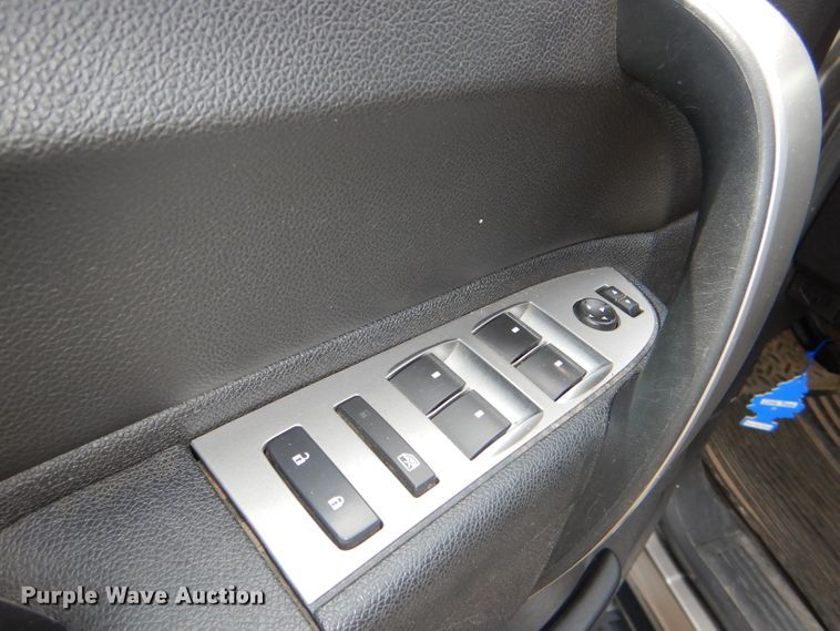 image for item DG1144 2012 GMC Sierra 1500 Crew Cab pickup truck