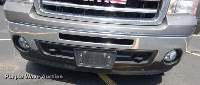 image for item DG1144 2012 GMC Sierra 1500 Crew Cab pickup truck