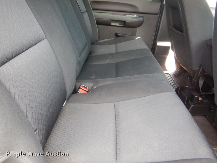 image for item DG1144 2012 GMC Sierra 1500 Crew Cab pickup truck